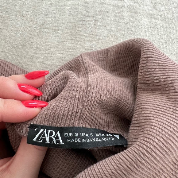 ZARA, light brown turtle neck, size S - Picture 2 of 2